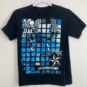 mongoose Boys Medium Short Sleeve graphic T-Shirt